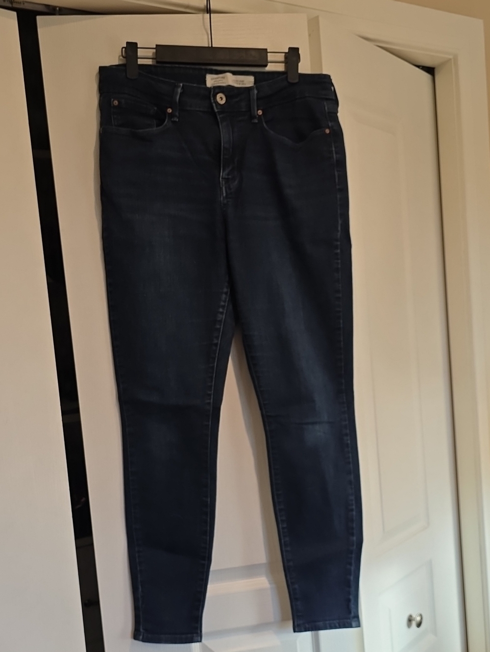 Signature by Levi Strauss Dark Indigo Skinny Jeans